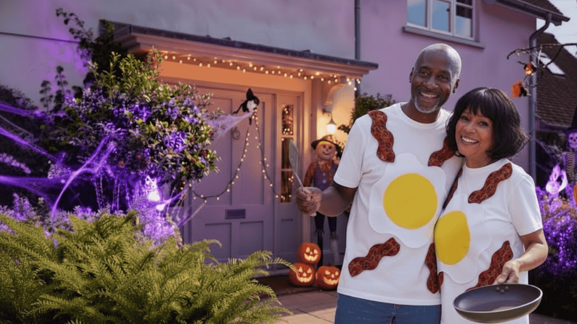 funny halloween costumes bacon and eggs